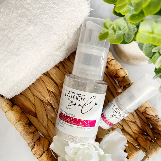 Your favorite non-aerosol dry shampoo in full size and travel size!