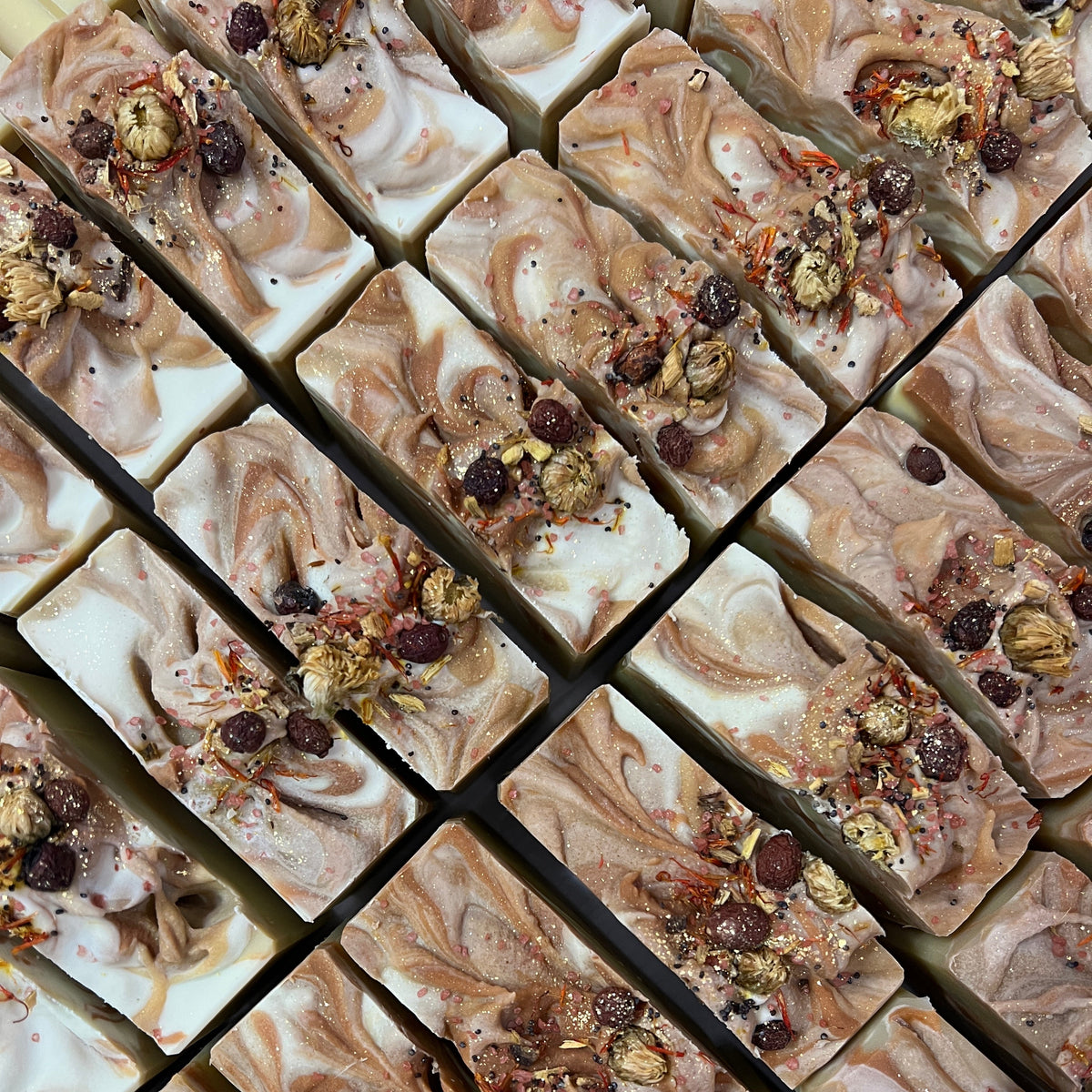 BASIC WITCH Botanical Soap | Sweet Pumpkin Pie