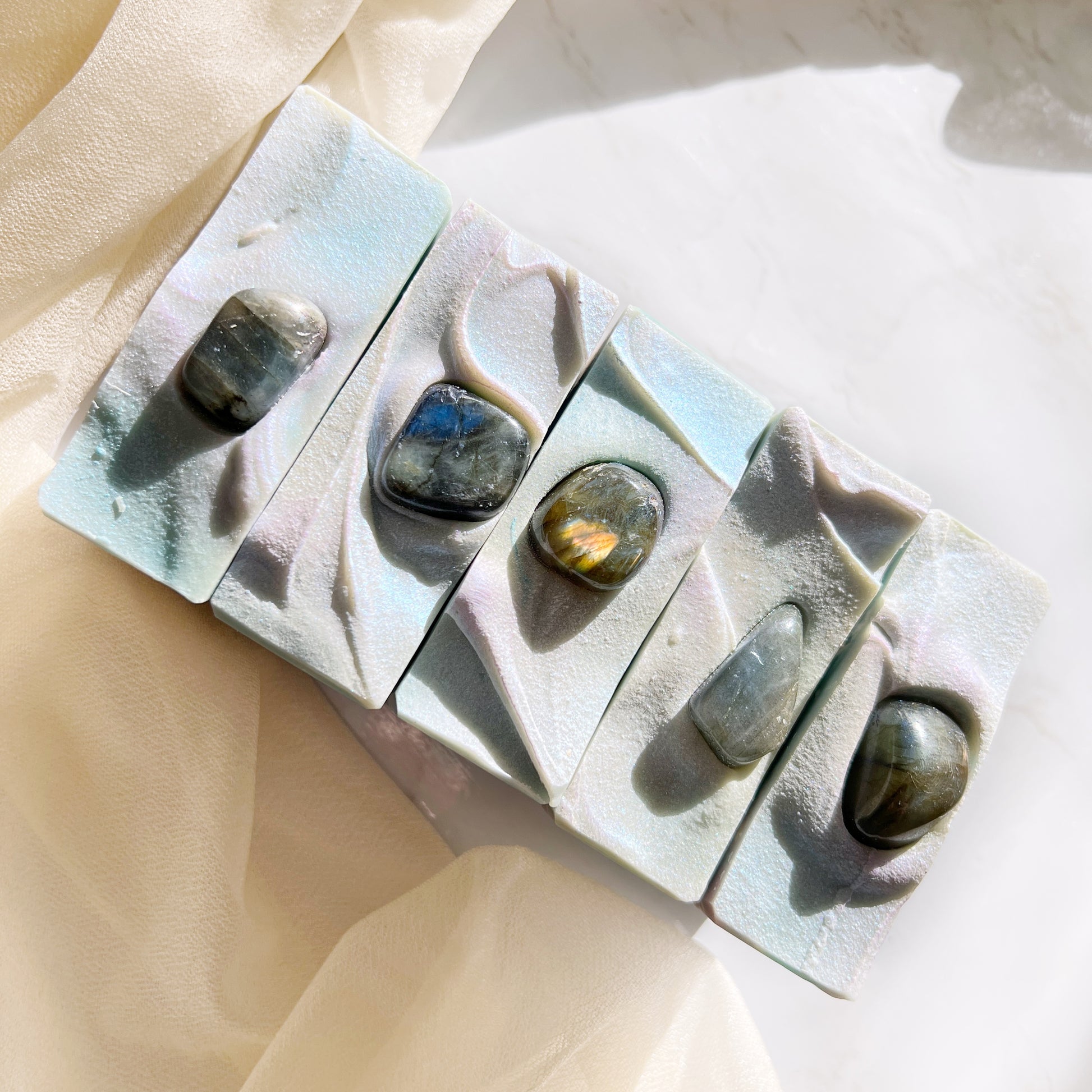The best artisan crystal soap with nourishing and organic ingredients.